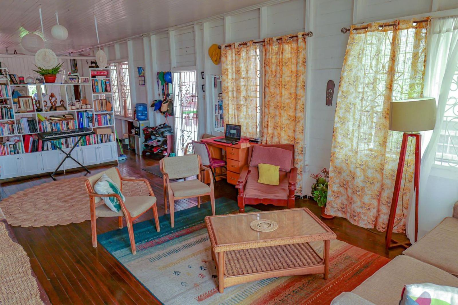 Smith'S Homestay Georgetown Exteriör bild